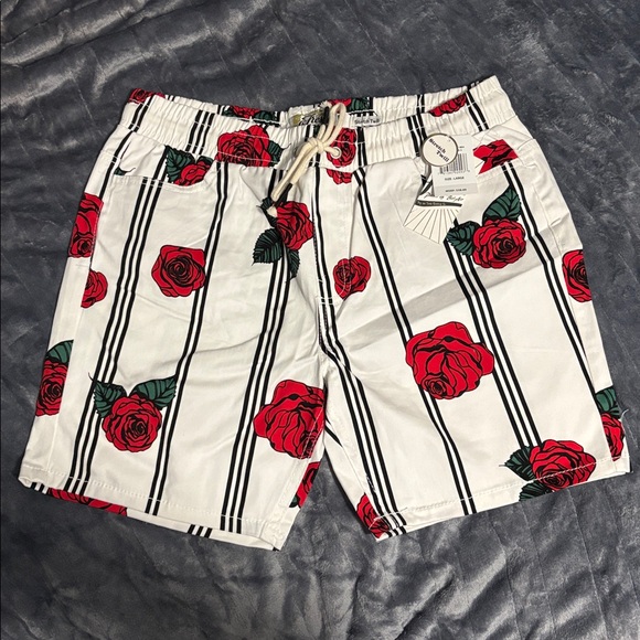Drill Clothing Company Other - Stylish Rose Patterned Men's Shorts